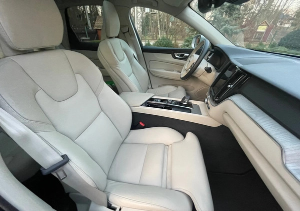 Volvo XC 60 cena 229000 przebieg: 18160, rok produkcji 2022 z Kozienice małe 137